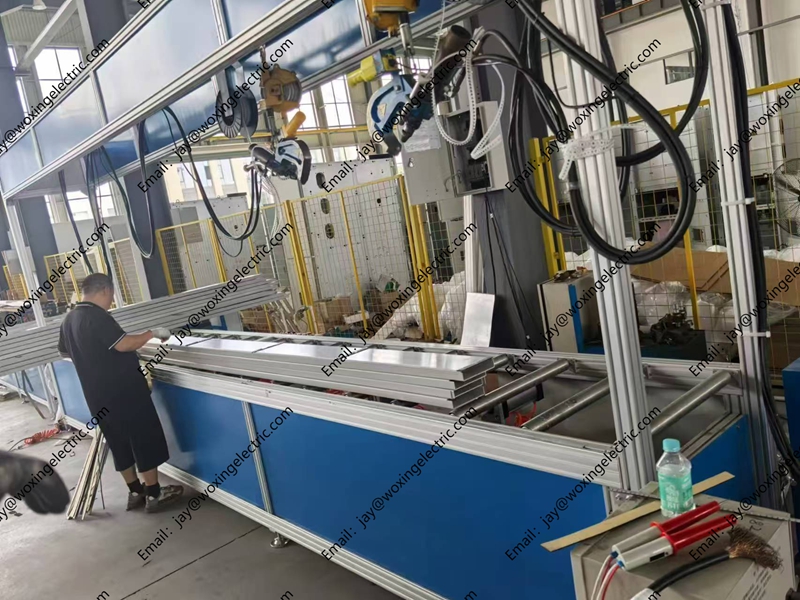 Semi-Automatic Riveting Line for Bus Ducts